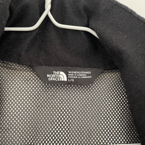 The North Face Women’s Rain Jacket - Picture 2 of 5